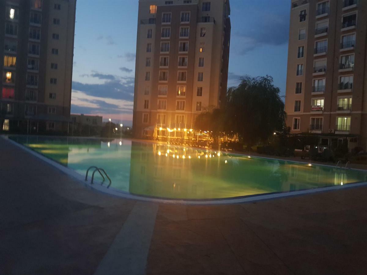 Luxury Apartment With Pool In North Bucharest Cretuleasca Экстерьер фото
