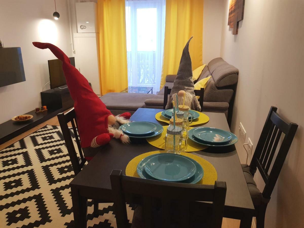 Luxury Apartment With Pool In North Bucharest Cretuleasca Экстерьер фото